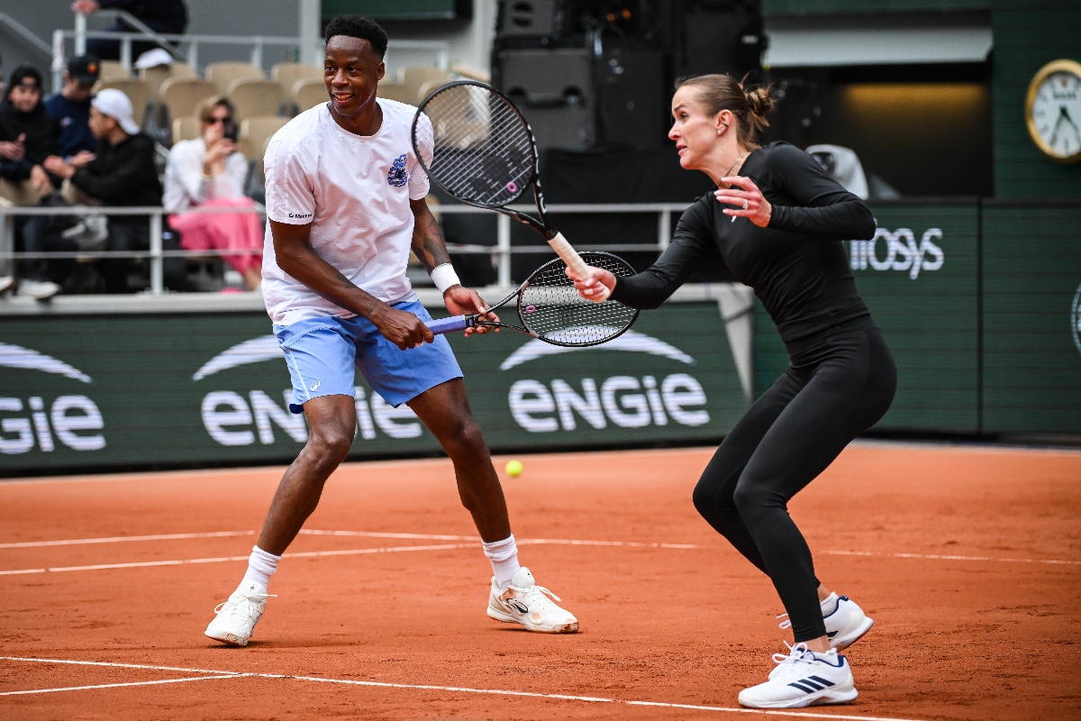 Moνφίς και Σβιτολίνα προπονήθηκαν μαζί στο Roland Garros και μοιράστηκαν μια ρομαντική στιγμή (vid)