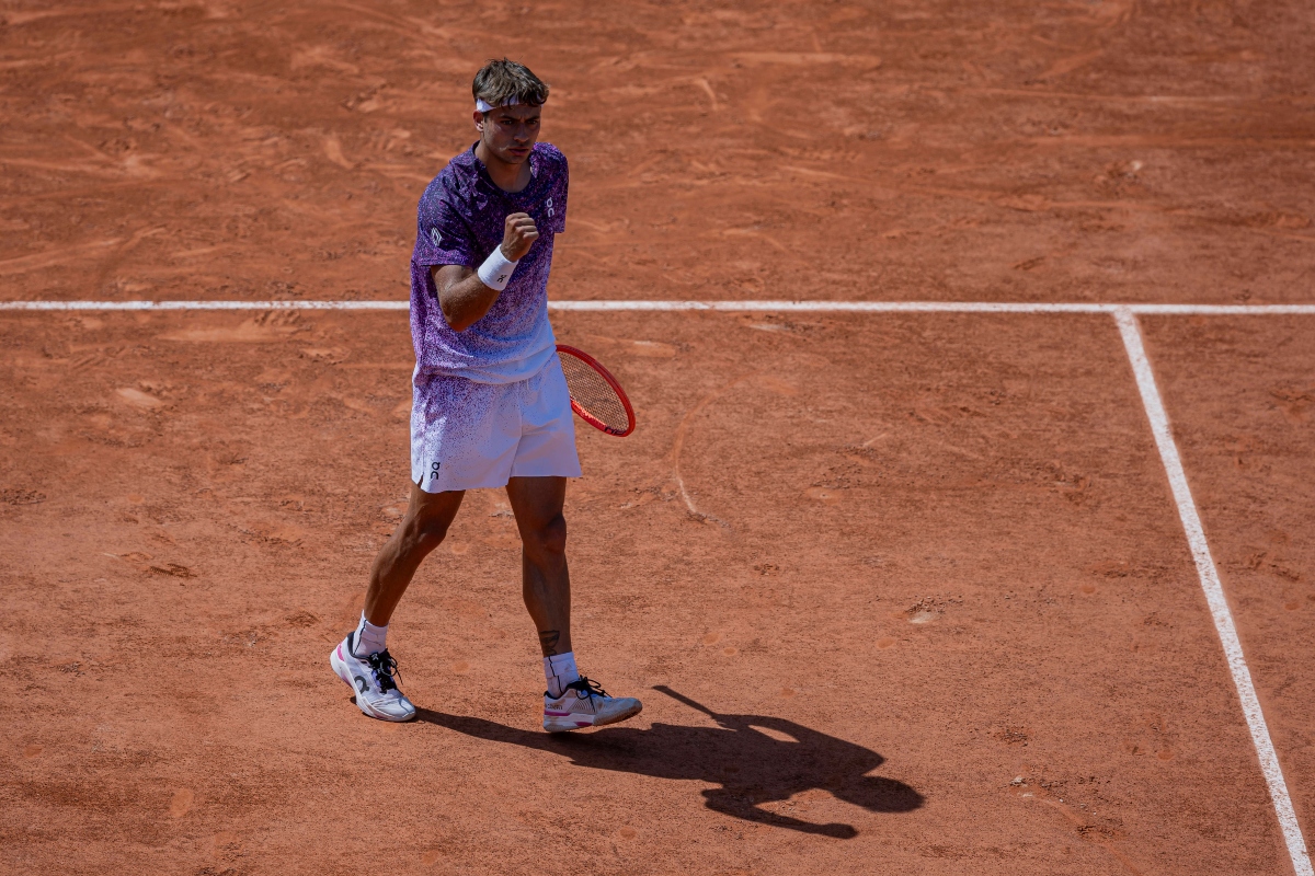 Στους «16» του Roland Garros o Κομπόλι και… ονειρεύεται
