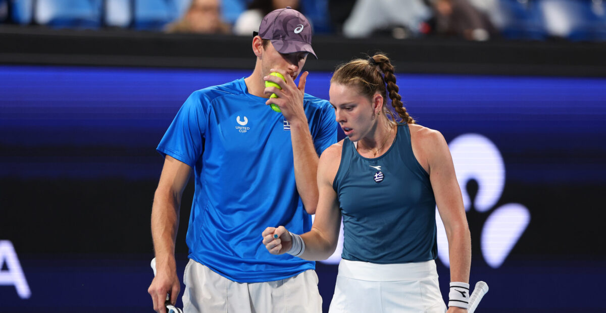 Με φόντο το κυρίως ταμπλό του Wimbledon Σακελλαρίδης και Παπαμιχαήλ