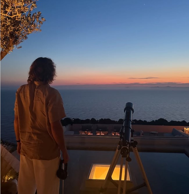 Ο Τσιτσιπάς στη Σέριφο με τη σύντροφό του (pics)
