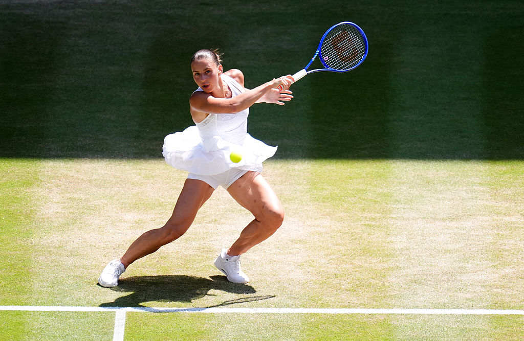Απειλή την Γκοφ η Κόστιουκ για την οκτάδα του WTA Race