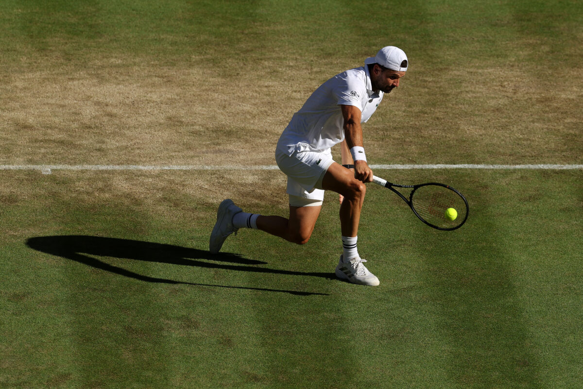 Το τελευταίο one handed backhand του Wimbledon: Ο Ντιμιτρόφ κράτησε ζωντανή μια ολόκληρη εποχή