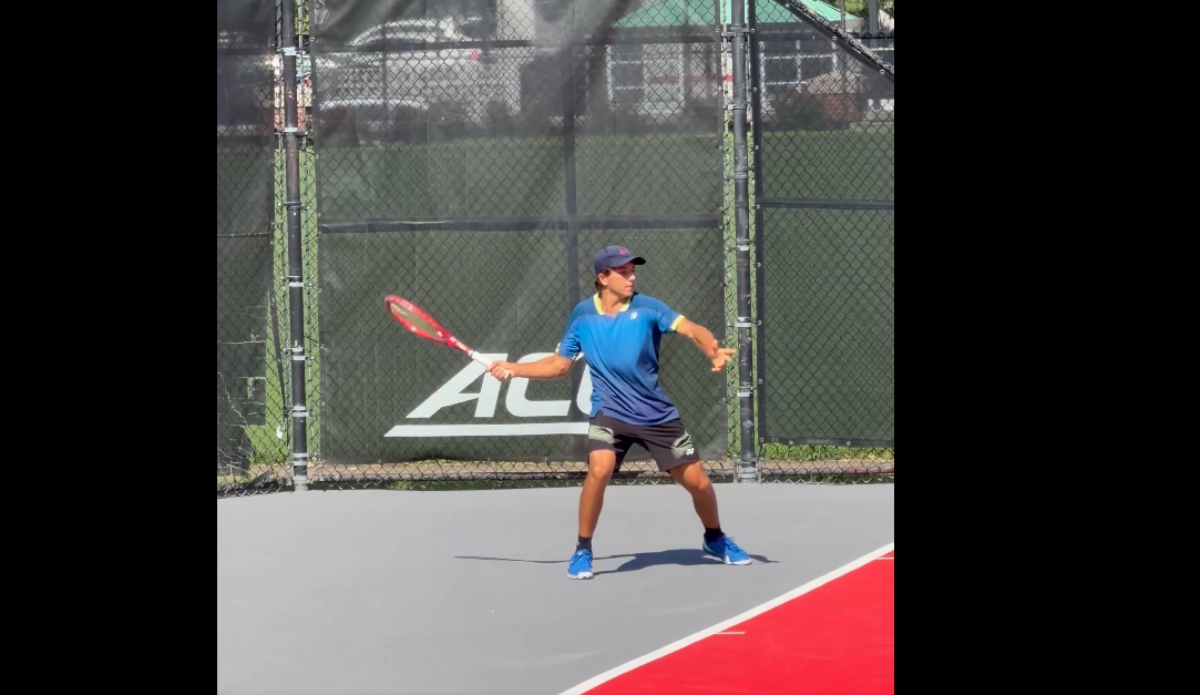 Τέοντορ Ντάβιντοφ: Το παιδί θαύμα χωρίς… backhand μεγάλωσε και διαπρέπει (vid)