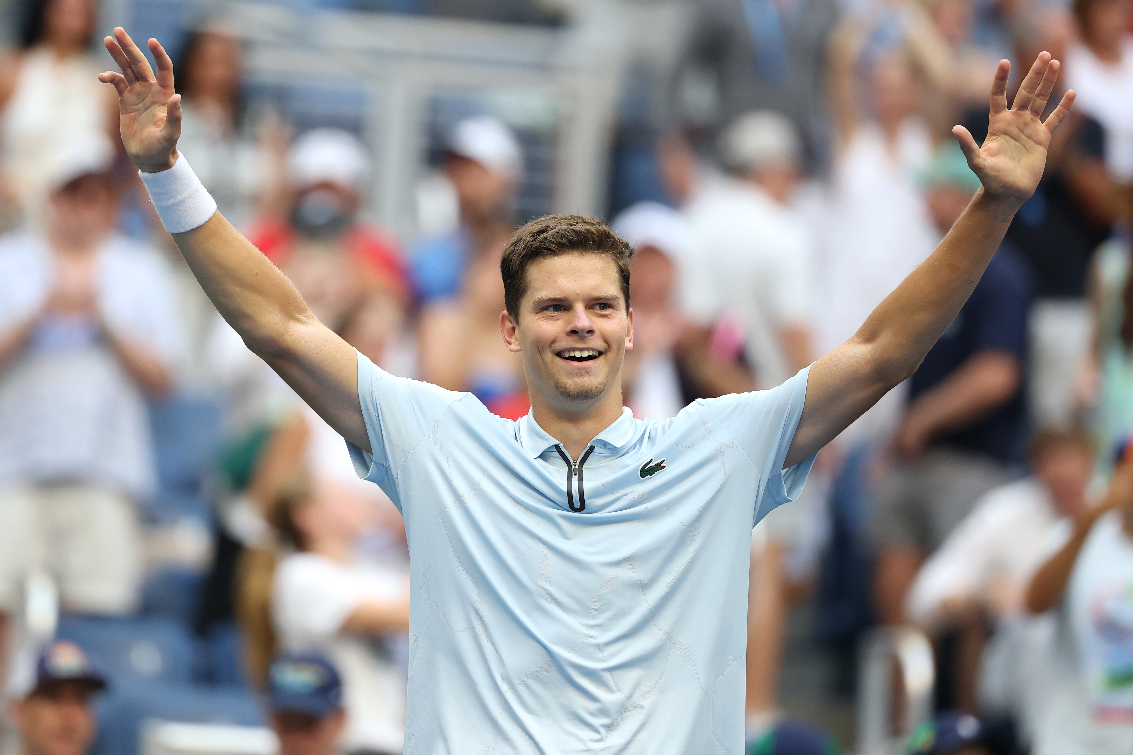 Πρώτος προημιτελικός Grand Slam για Μπλοξ, επιβίωσε ο Χατσάνοφ