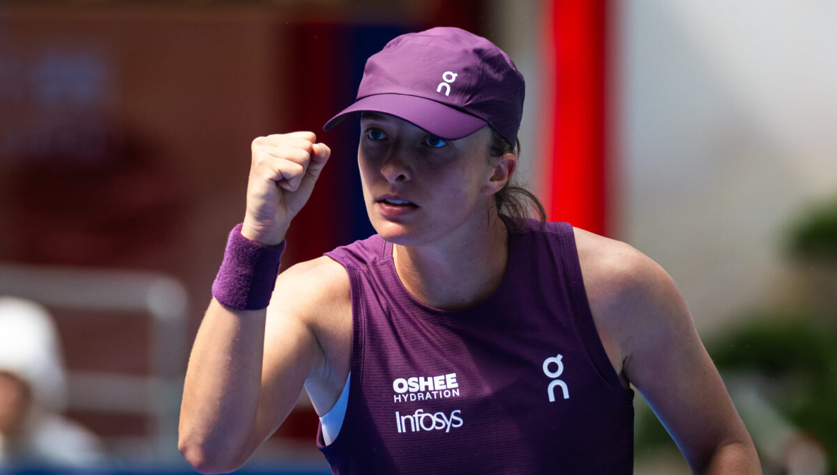 Πέρασε στις «8» και έμεινε ζωντανή για το WTA Finals η Σβιόντεκ